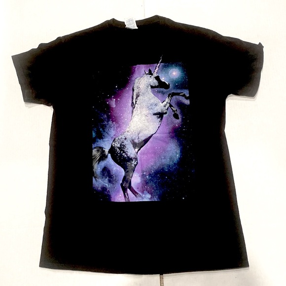 Delta Tops - DELTA Women’s Pro Weight Short Sleeve Black T-Shirt With Unicorn Graphic  SIZE M
